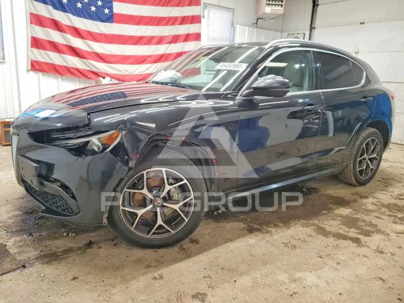 2021 Alfa Romeo Stelvio фото