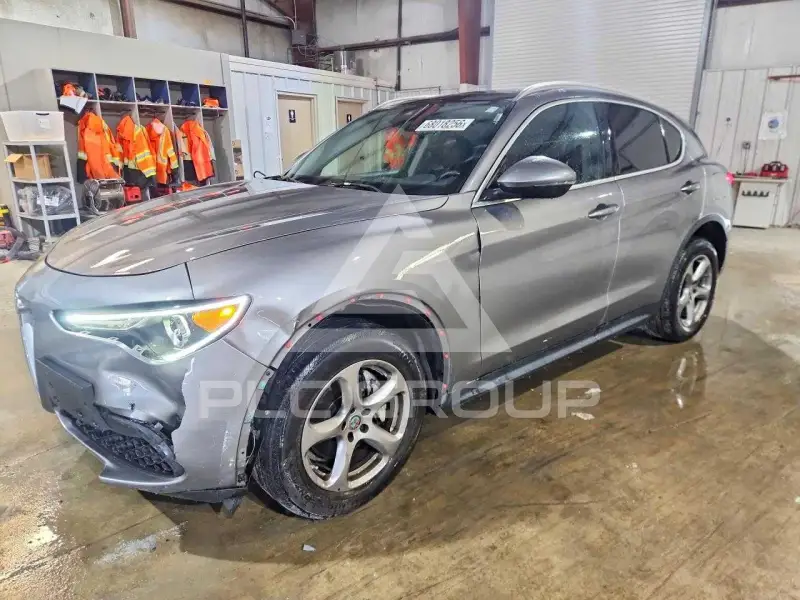 2021 Alfa Romeo Stelvio фото