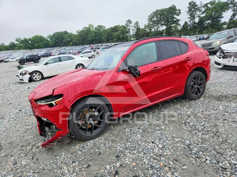 2021 Alfa Romeo Stelvio фото