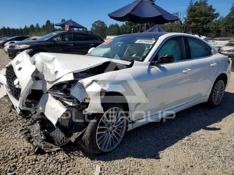 2021 Alfa Romeo Giulia photo