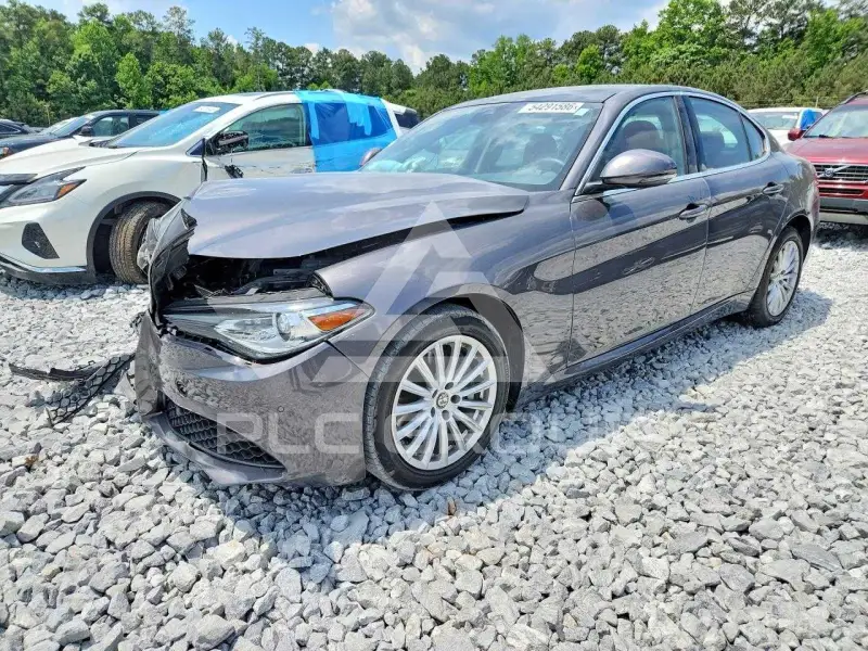 2021 Alfa Romeo Giulia фото