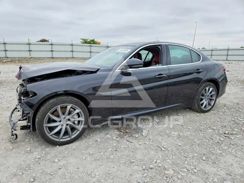 2021 Alfa Romeo Giulia фото