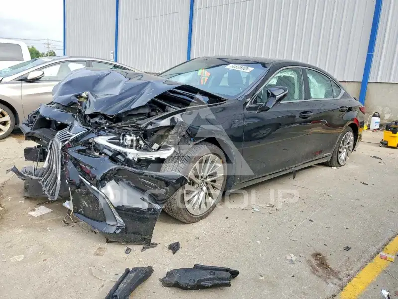 2021 Lexus ES300 фото