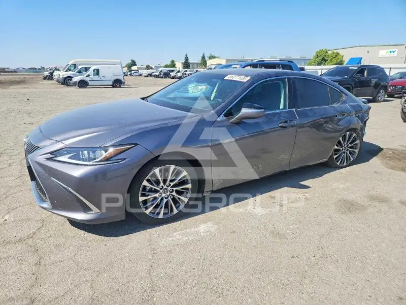 2021 Lexus ES300 фото