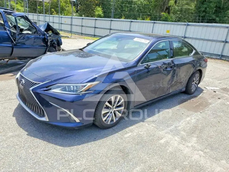 2021 Lexus ES300 фото