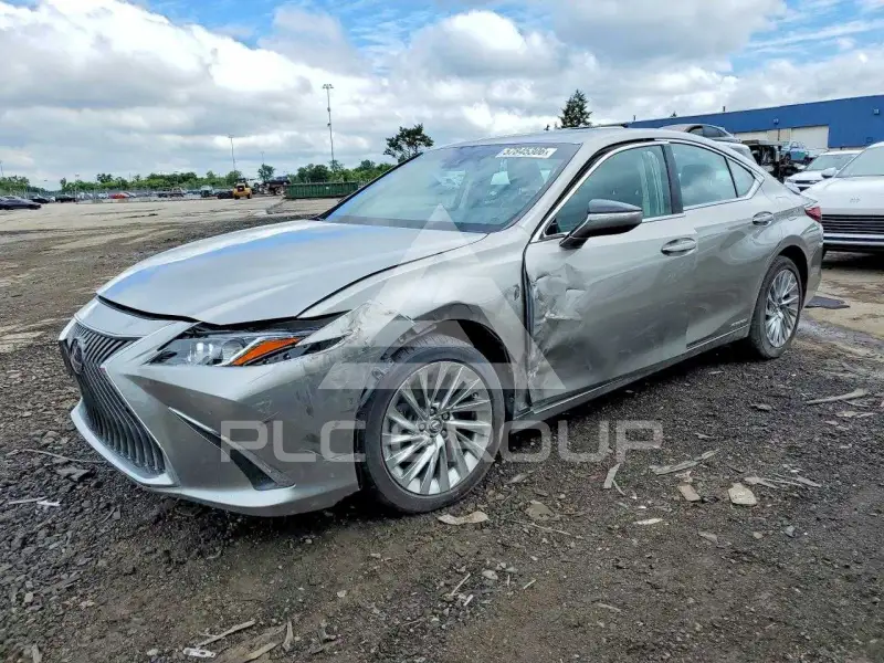2021 Lexus ES300 фото