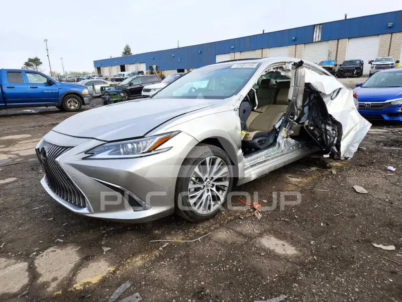 2021 Lexus ES250 фото