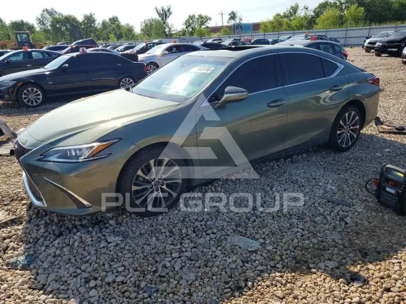 2021 Lexus ES250 фото