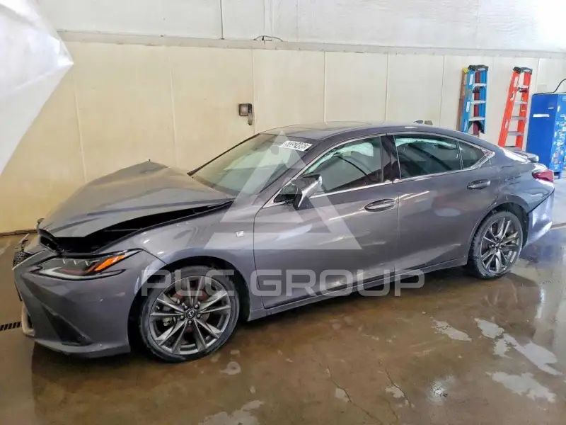 2021 Lexus ES250 фото