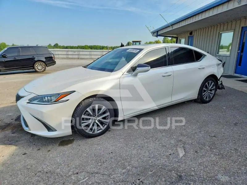 2021 Lexus ES350 photo