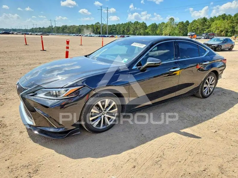 2021 Lexus ES350 photo