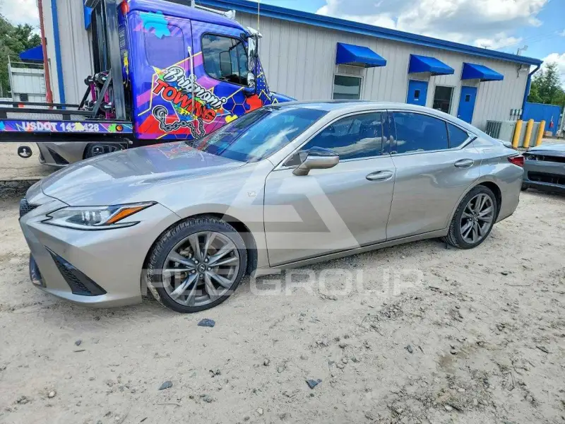 2021 Lexus ES350 фото