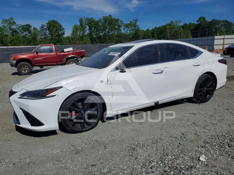 2021 Lexus ES350 photo
