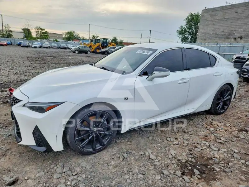 2021 Lexus IS фото