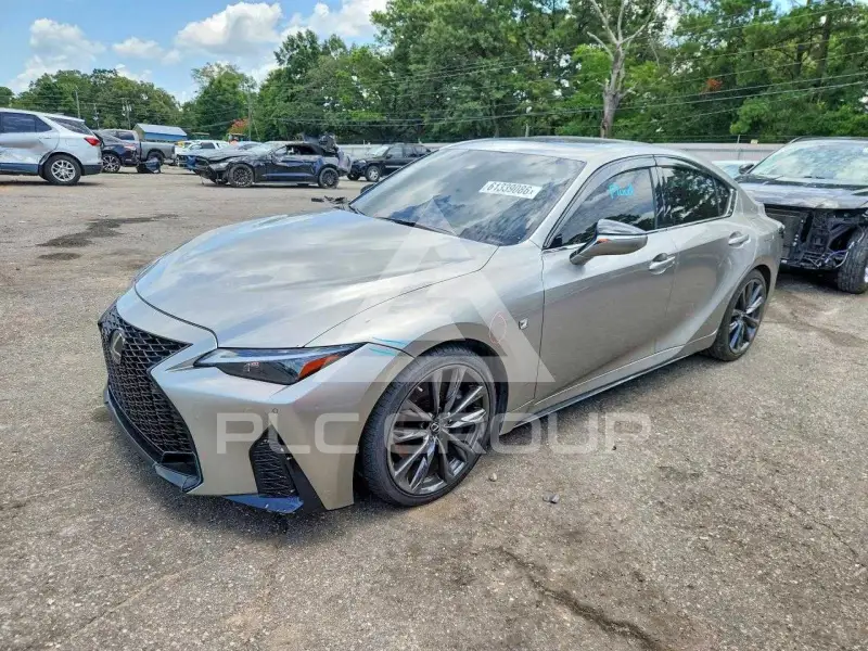 2021 Lexus IS350 фото