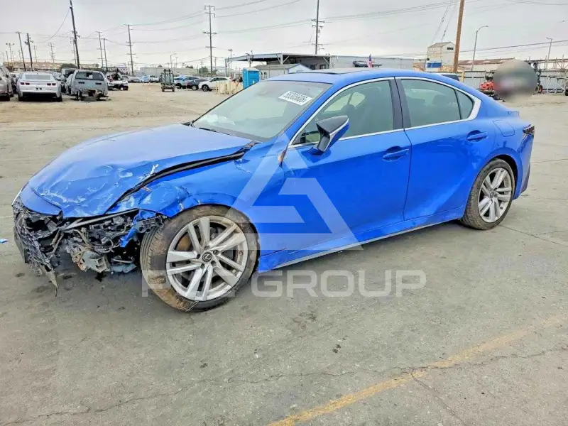 2021 Lexus IS фото