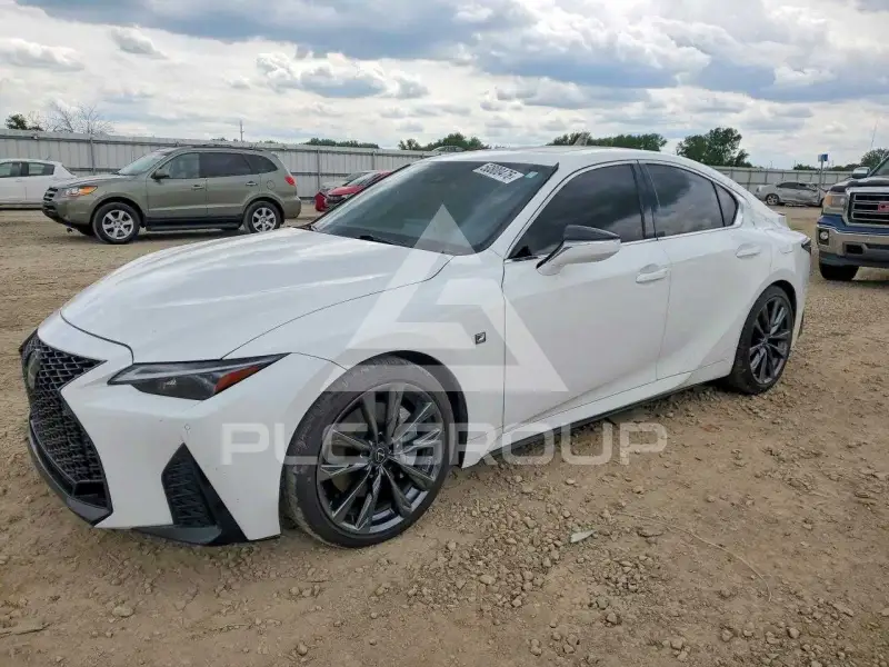2021 Lexus IS фото