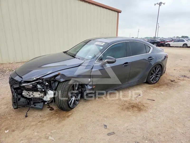 2021 Lexus IS фото