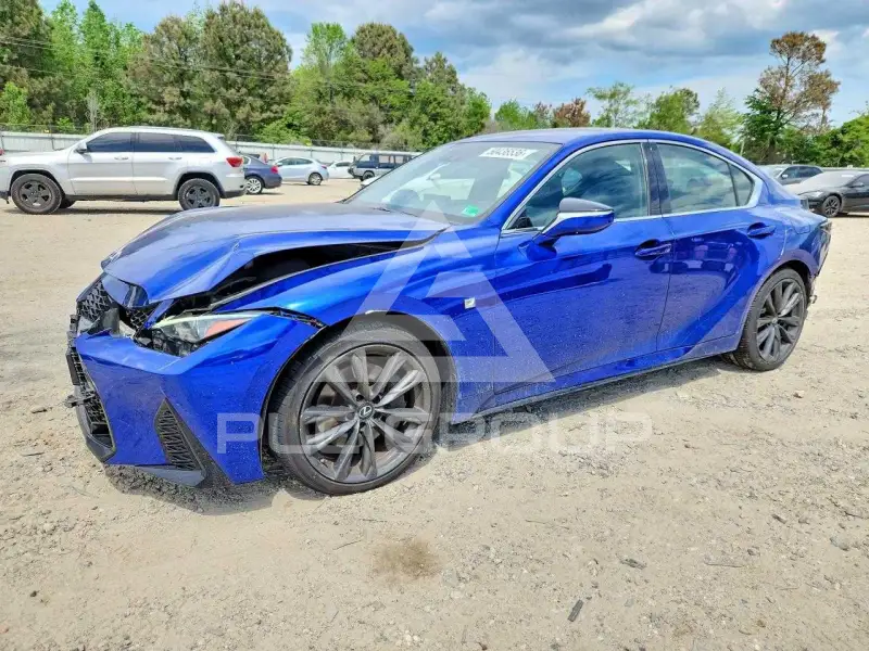 2021 Lexus IS фото