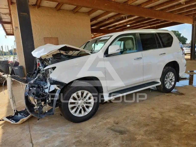 2021 Lexus GX photo