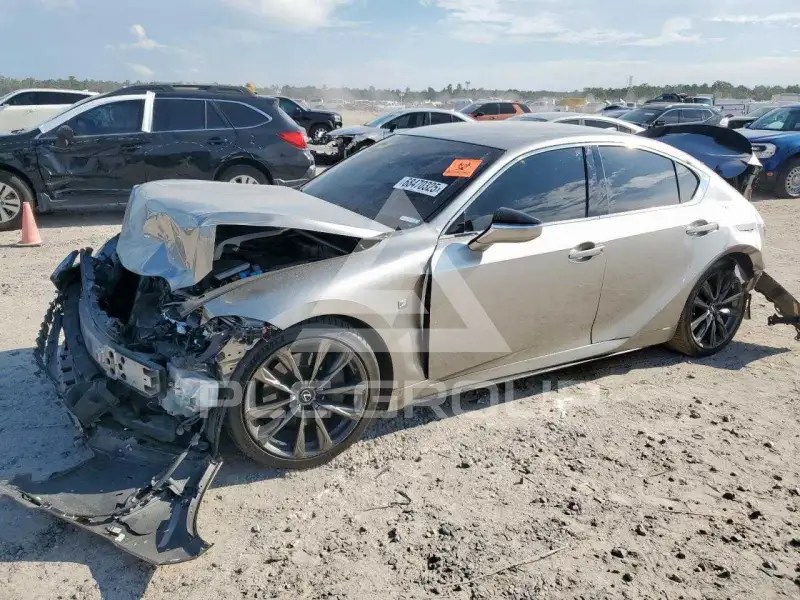 2021 Lexus IS350 фото