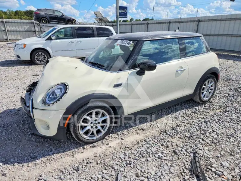 2021 Mini COOPER photo