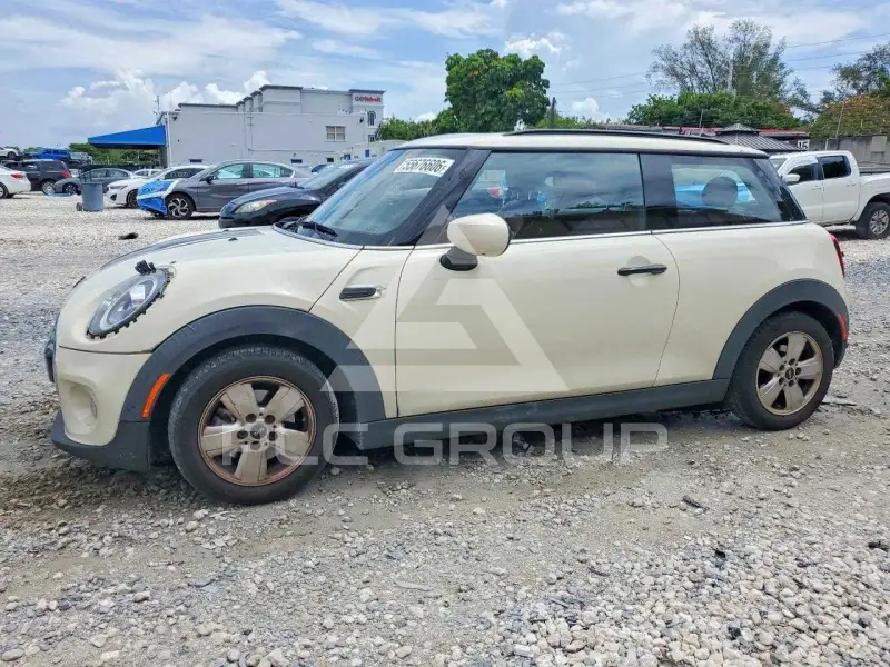 2021 Mini COOPER photo