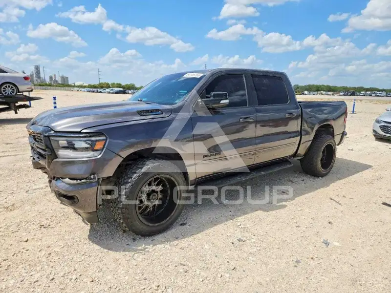 2021 RAM 1500 фото