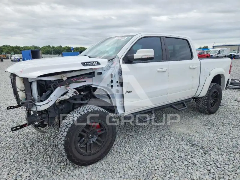 2021 RAM 1500 photo