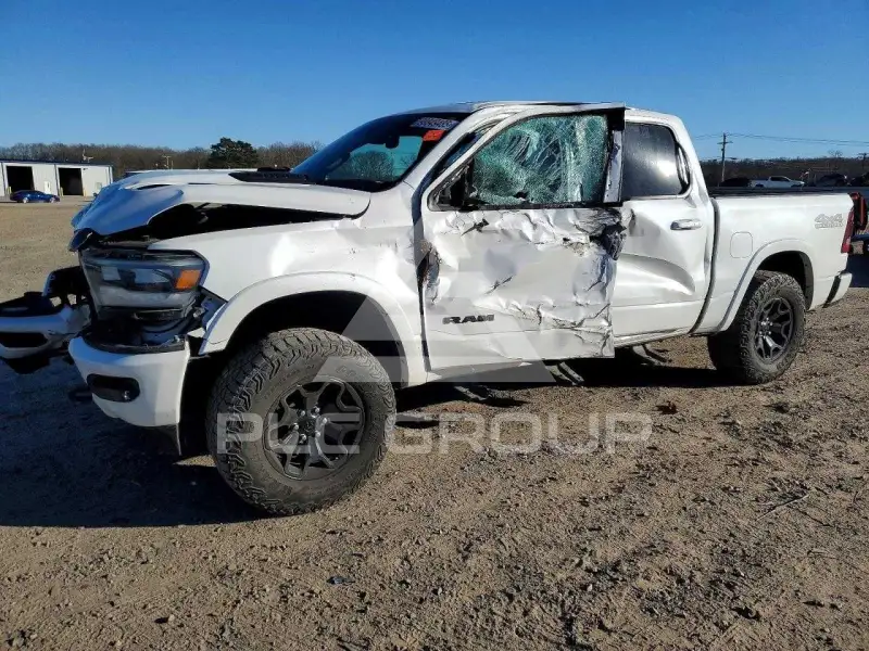 2021 RAM 1500 фото