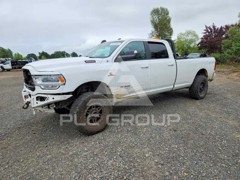 2021 RAM 3500 фото
