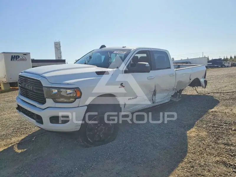 2021 RAM 3500 photo