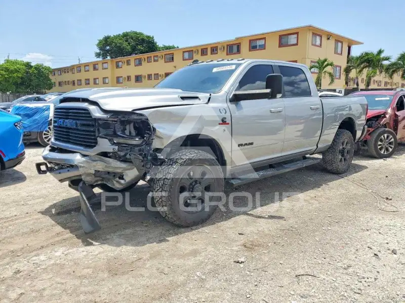 2021 RAM 3500 photo