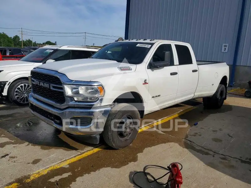 2021 RAM 3500 photo
