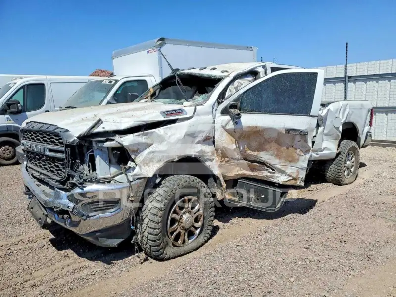 2021 RAM 2500 photo
