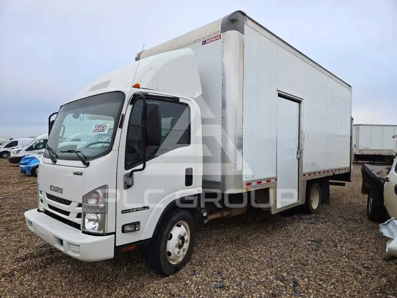 2021 Isuzu NPR photo