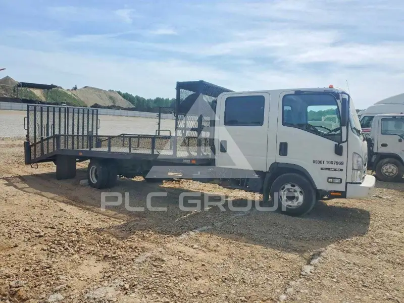 2021 Isuzu NPR фото