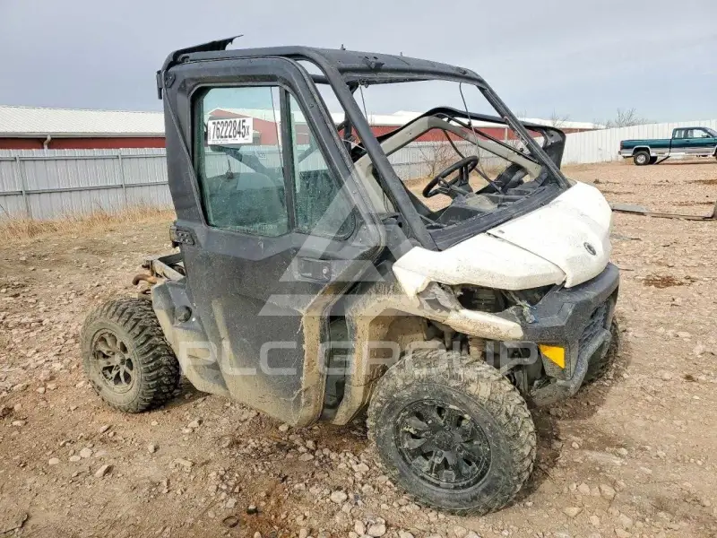 2021 Can-AM DEFENDER фото