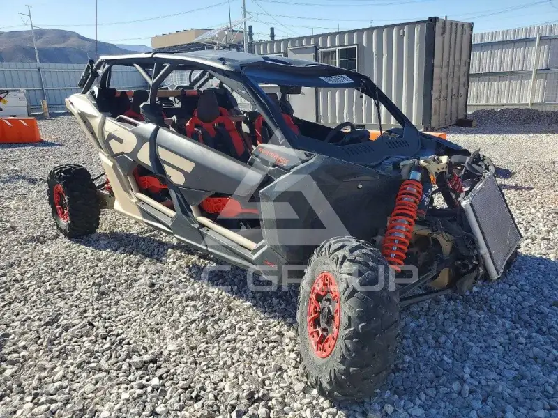 2021 Can-AM Sidebyside фото