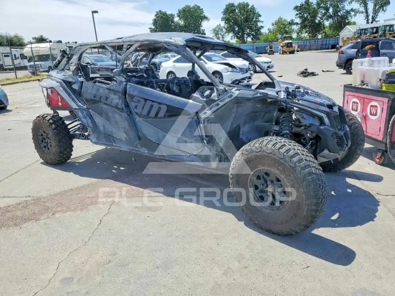 2021 Can-AM Sidebyside photo