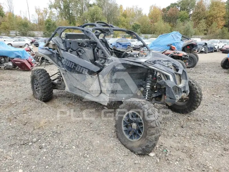 2021 Can-AM Sidebyside фото