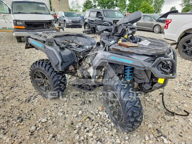 2021 Can-AM Atv photo