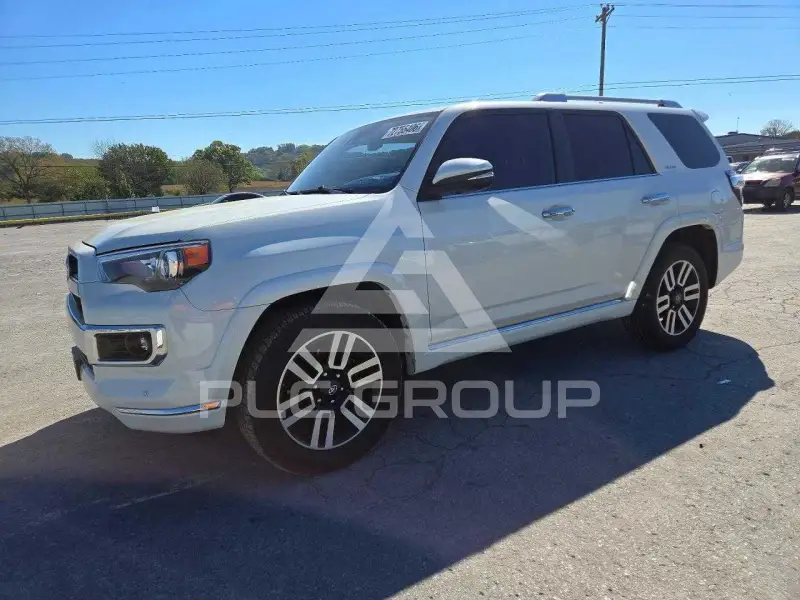 2021 Toyota 4 RUNNER photo