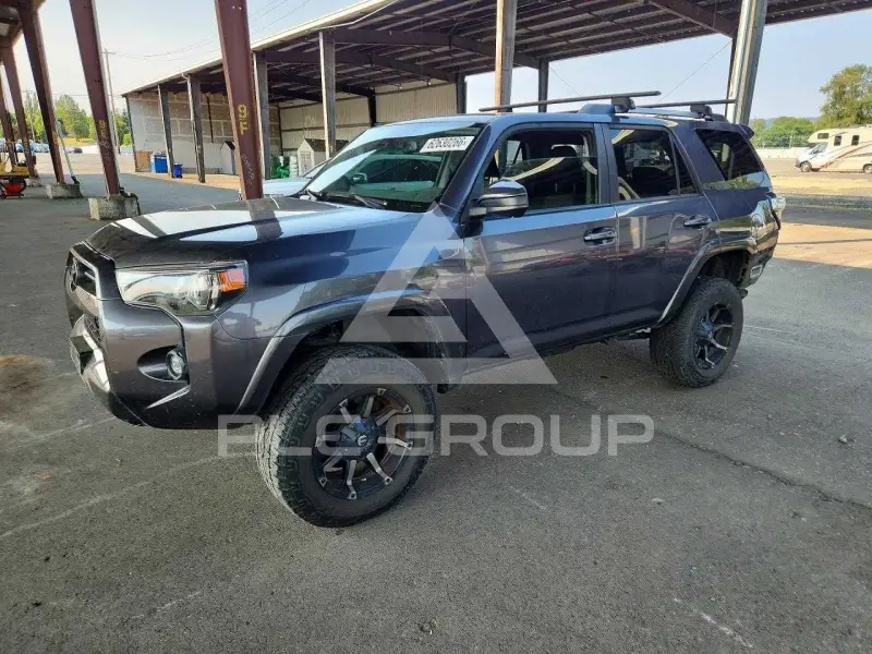 2021 Toyota 4 RUNNER photo