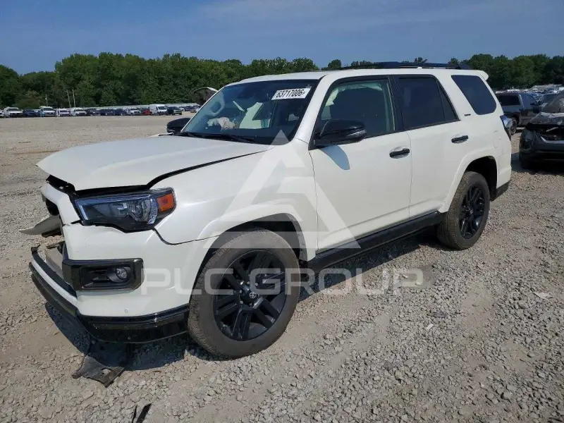 2021 Toyota 4 RUNNER photo