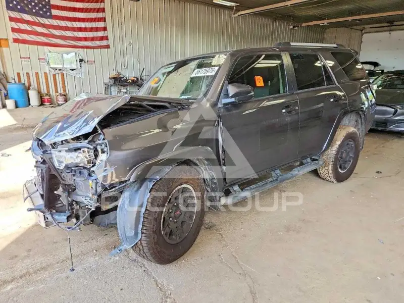 2021 Toyota 4 RUNNER фото