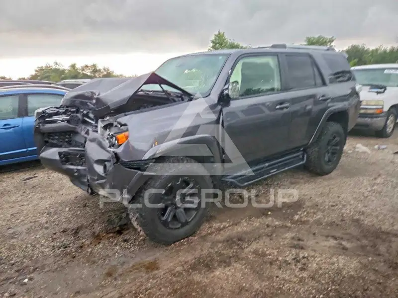 2021 Toyota 4 RUNNER photo