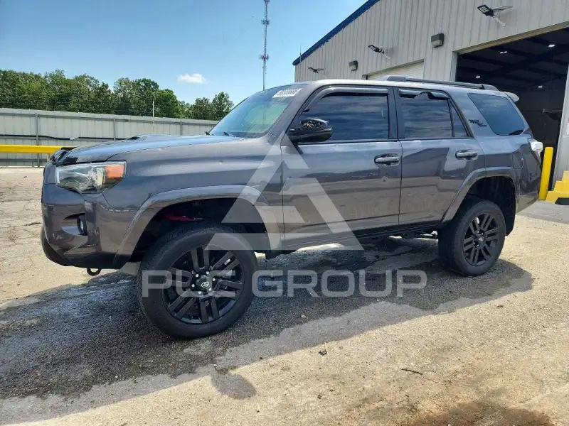 2021 Toyota 4 RUNNER photo