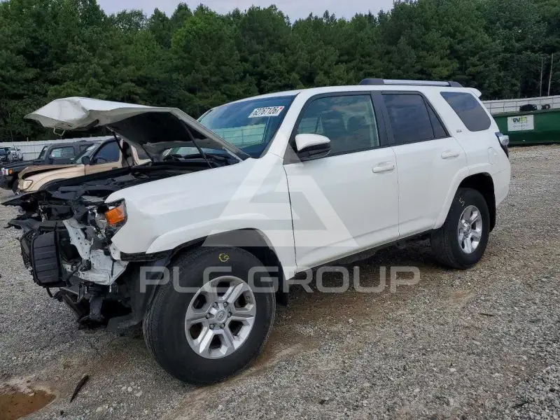2021 Toyota 4 RUNNER photo