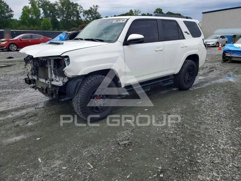 2021 Toyota 4 RUNNER фото